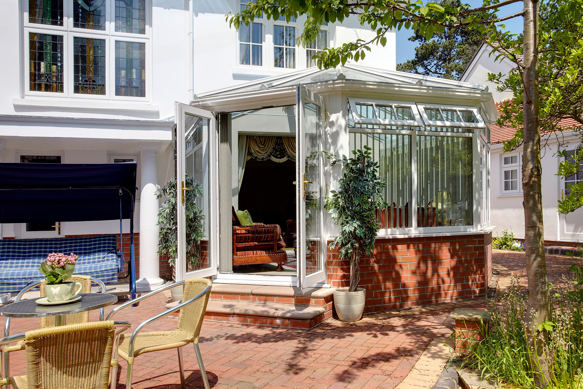 Fantastic Features of uPVC French Doors in Dudley