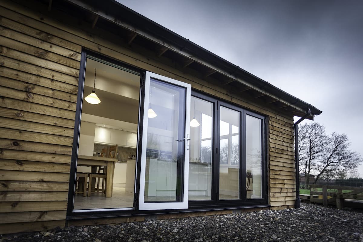 replacement aluminium bifold doors wombourne